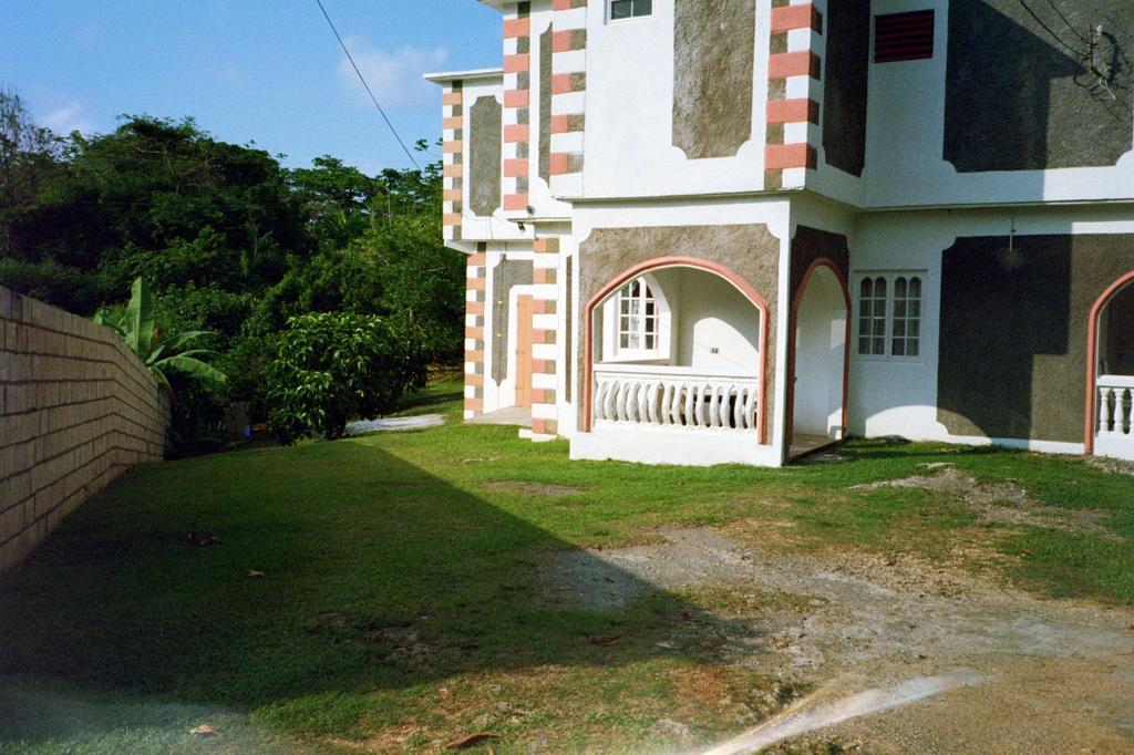 Boston Beach Guesthouse Port Antonio Exterior foto